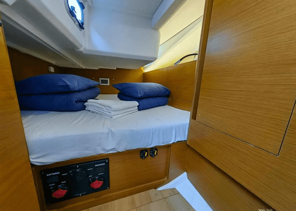 Sun Odyssey 440 - 4 cab., picture 14