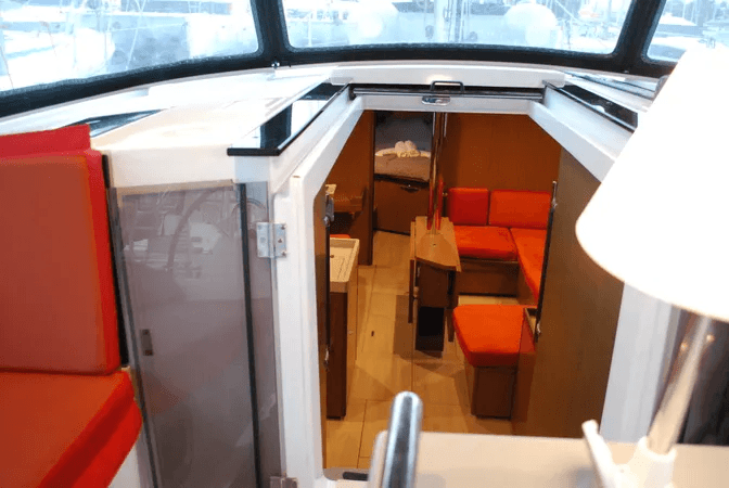 Oceanis 41.1, picture 7