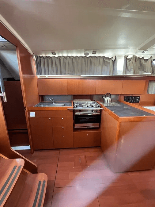 Oceanis 41.1, picture 6