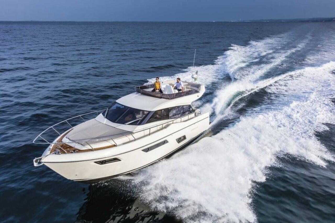 Ferretti Yachts 450, picture 1