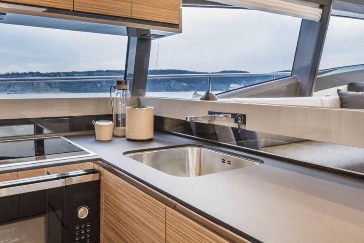 Ferretti Yachts 450, picture 6