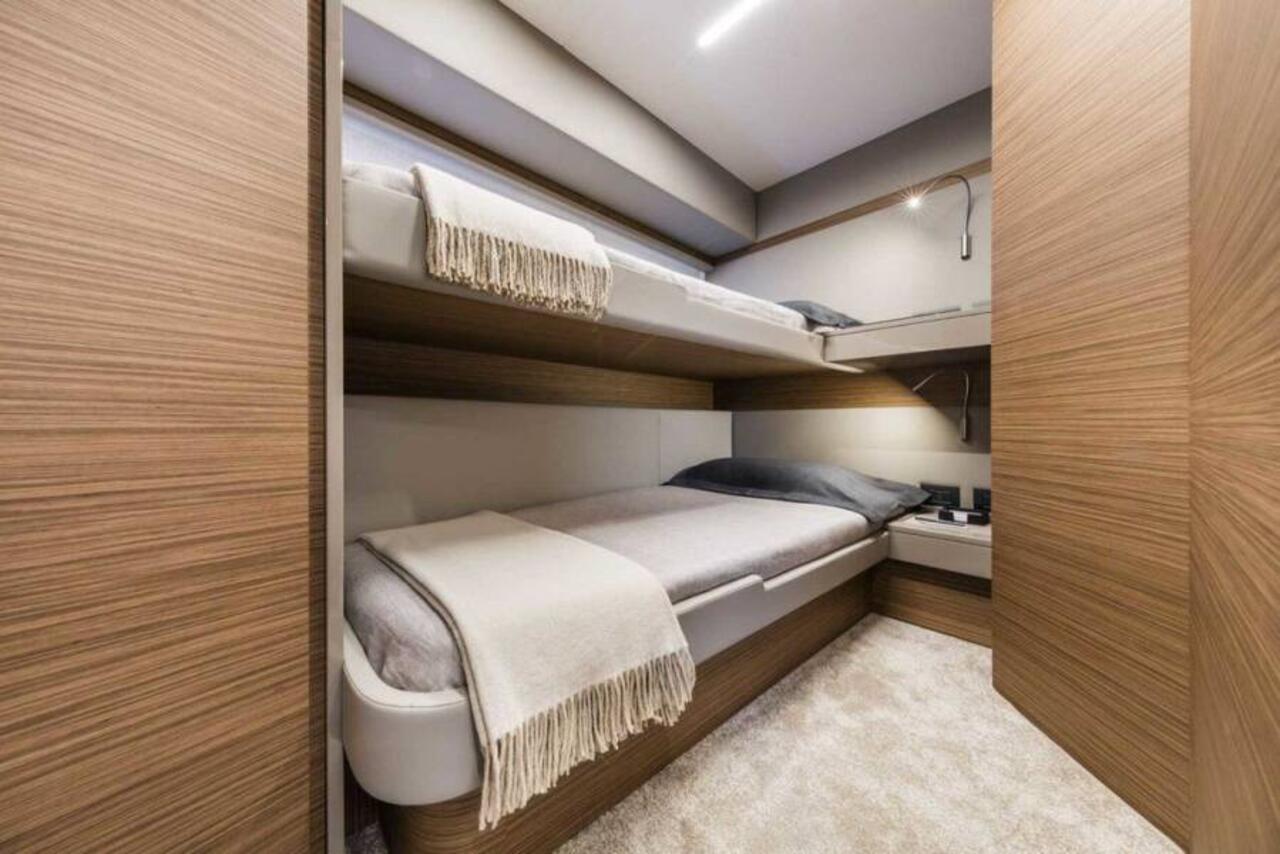 Ferretti Yachts 450, picture 10