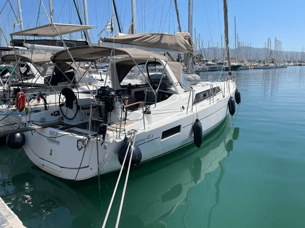 Oceanis 41.1, picture 13