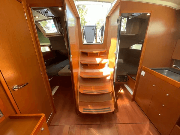 Oceanis 41.1, picture 20