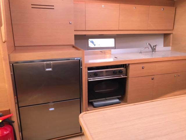 Dufour 390 GL, picture 8