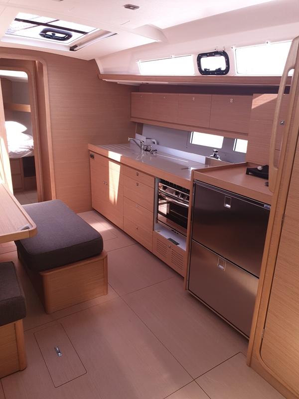 Dufour 460 GL, picture 10