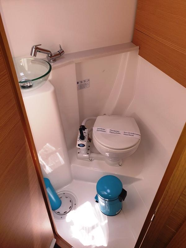 Dufour 460 GL, picture 13