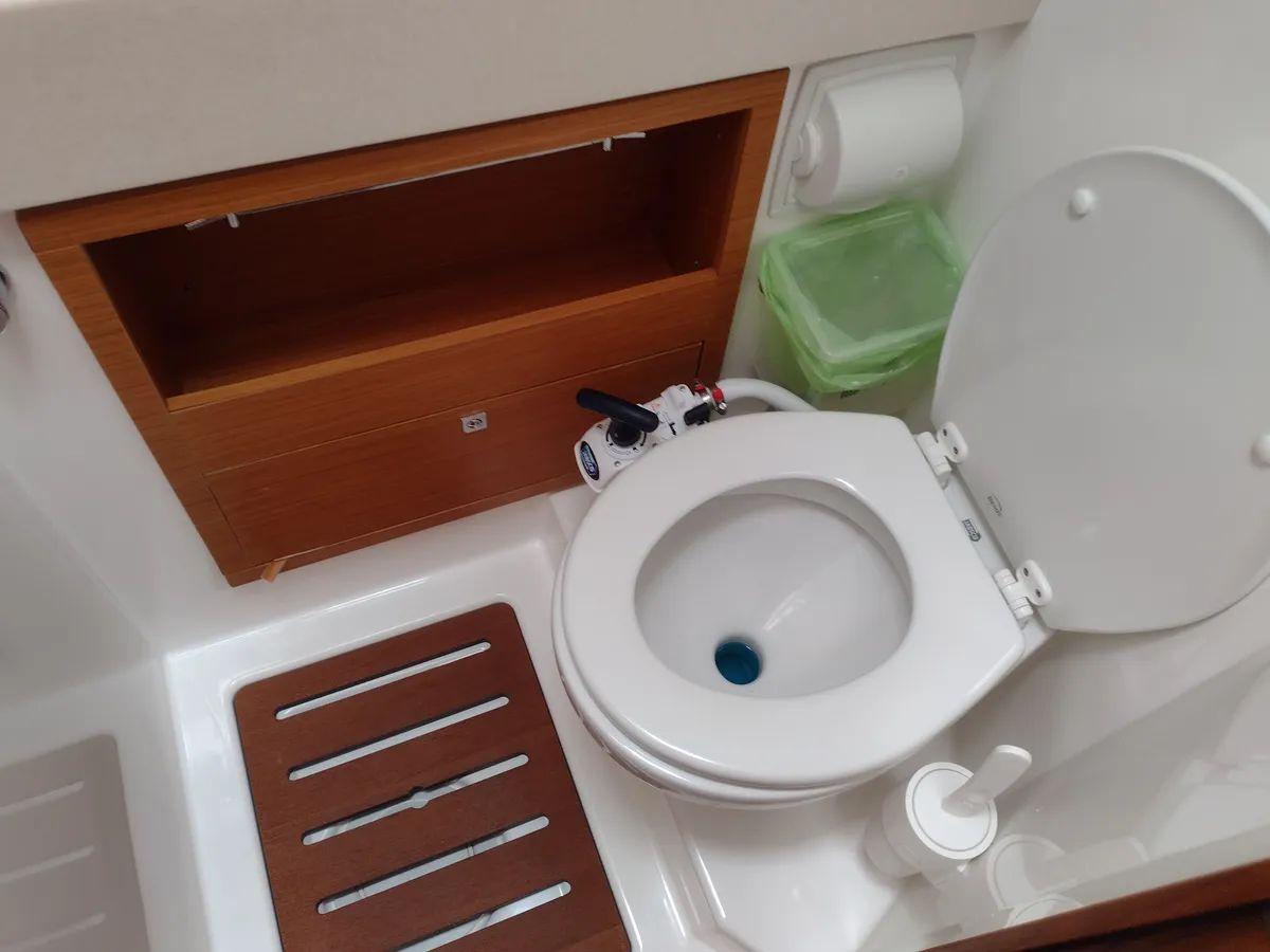 Dufour 470 - 4 cab., picture 11