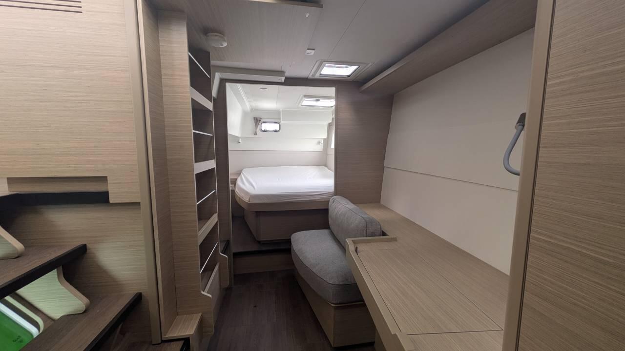 Lagoon 40 - 3 + 2 cab, picture 10