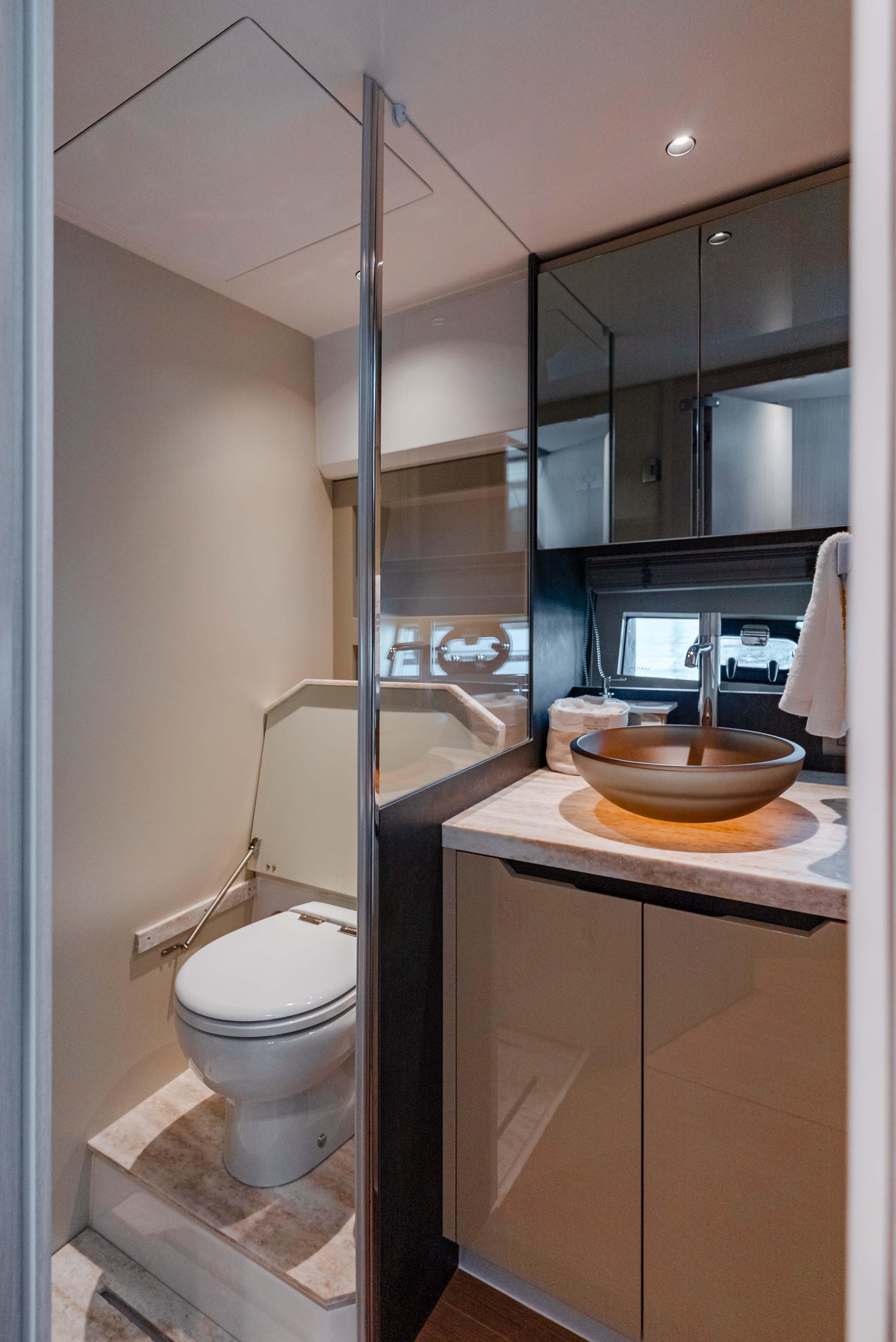 Sessa F48, picture 16