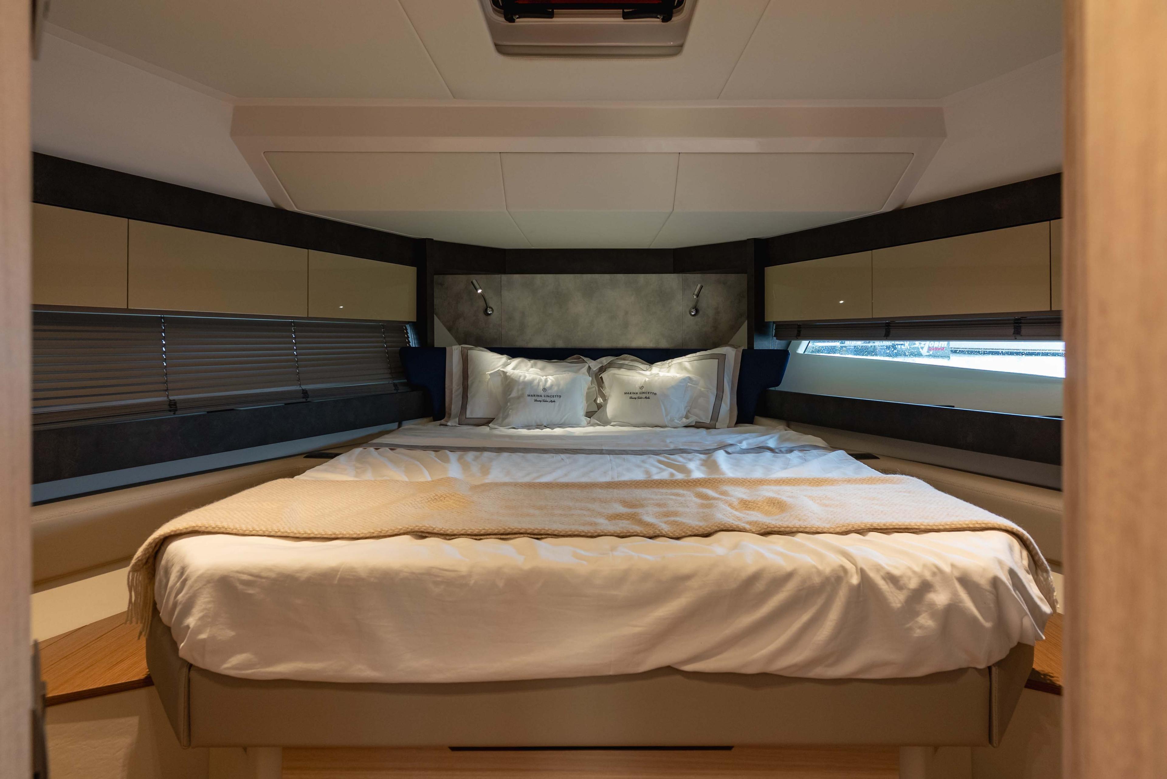 Sessa F48, picture 12