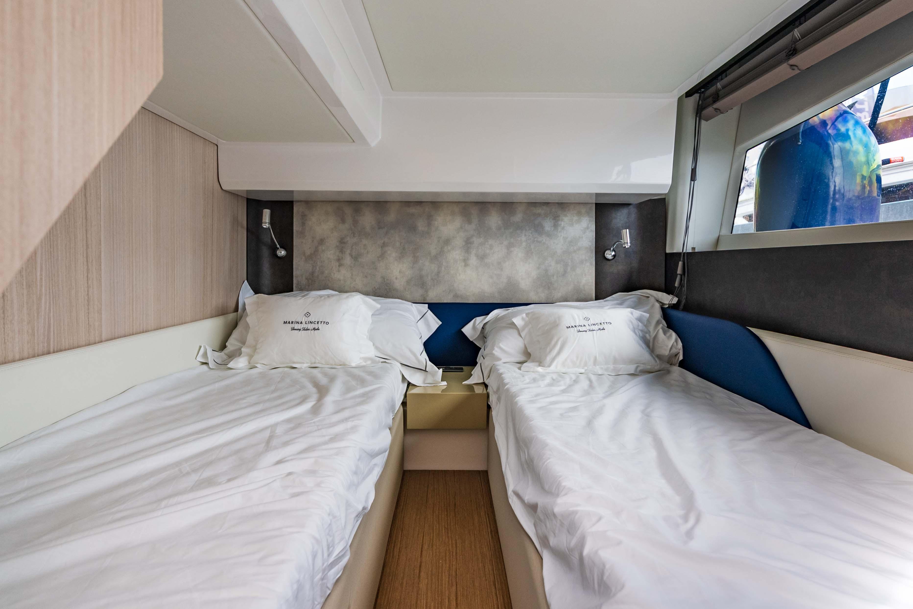 Sessa F48, picture 14