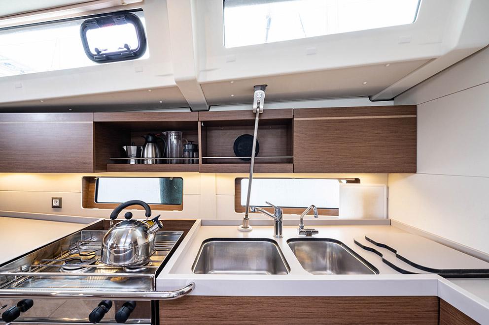 Oceanis 46.1 - 4 + 1 cab., picture 11