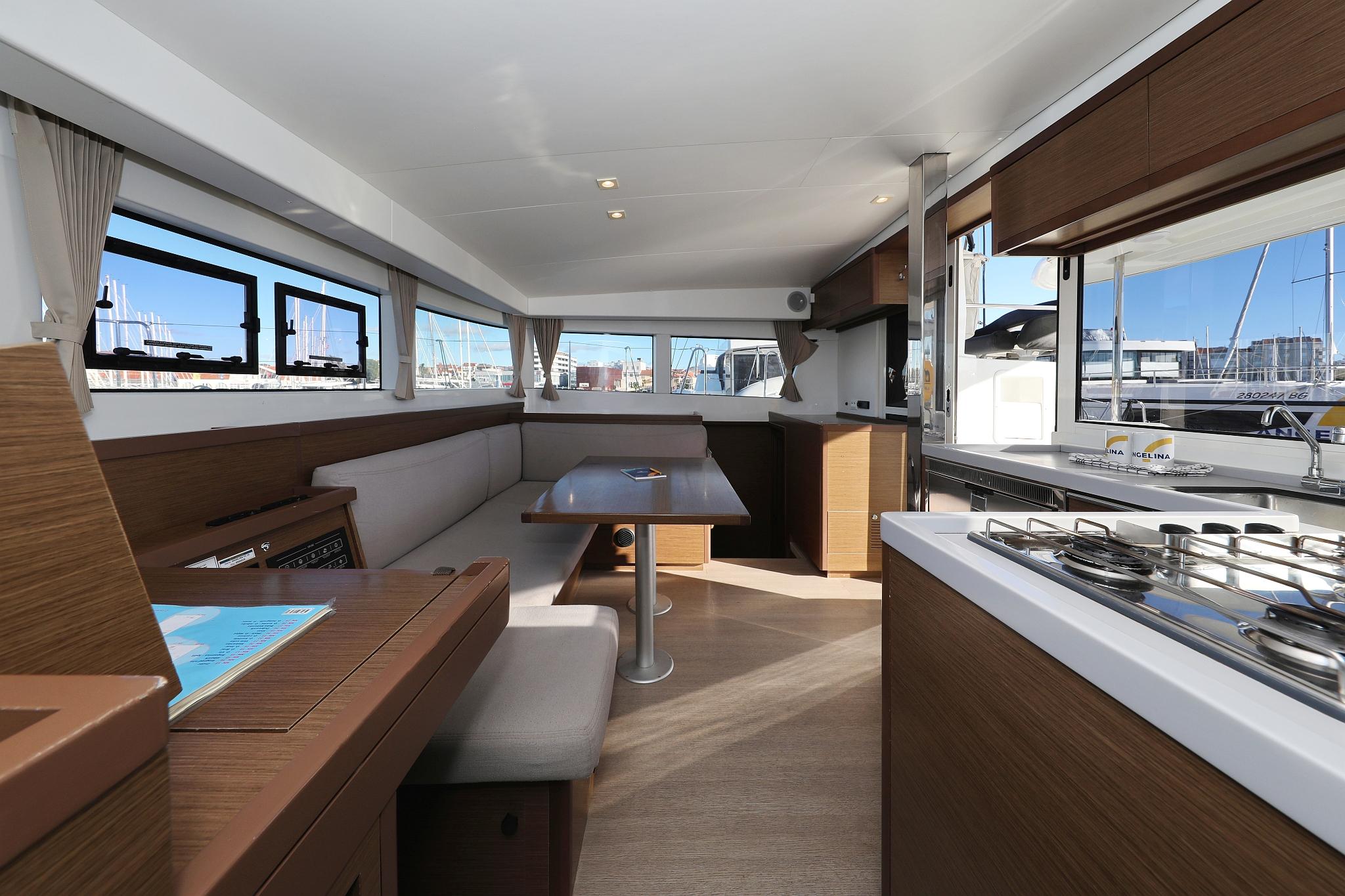 Lagoon 40 - 4 + 2 cab, picture 17