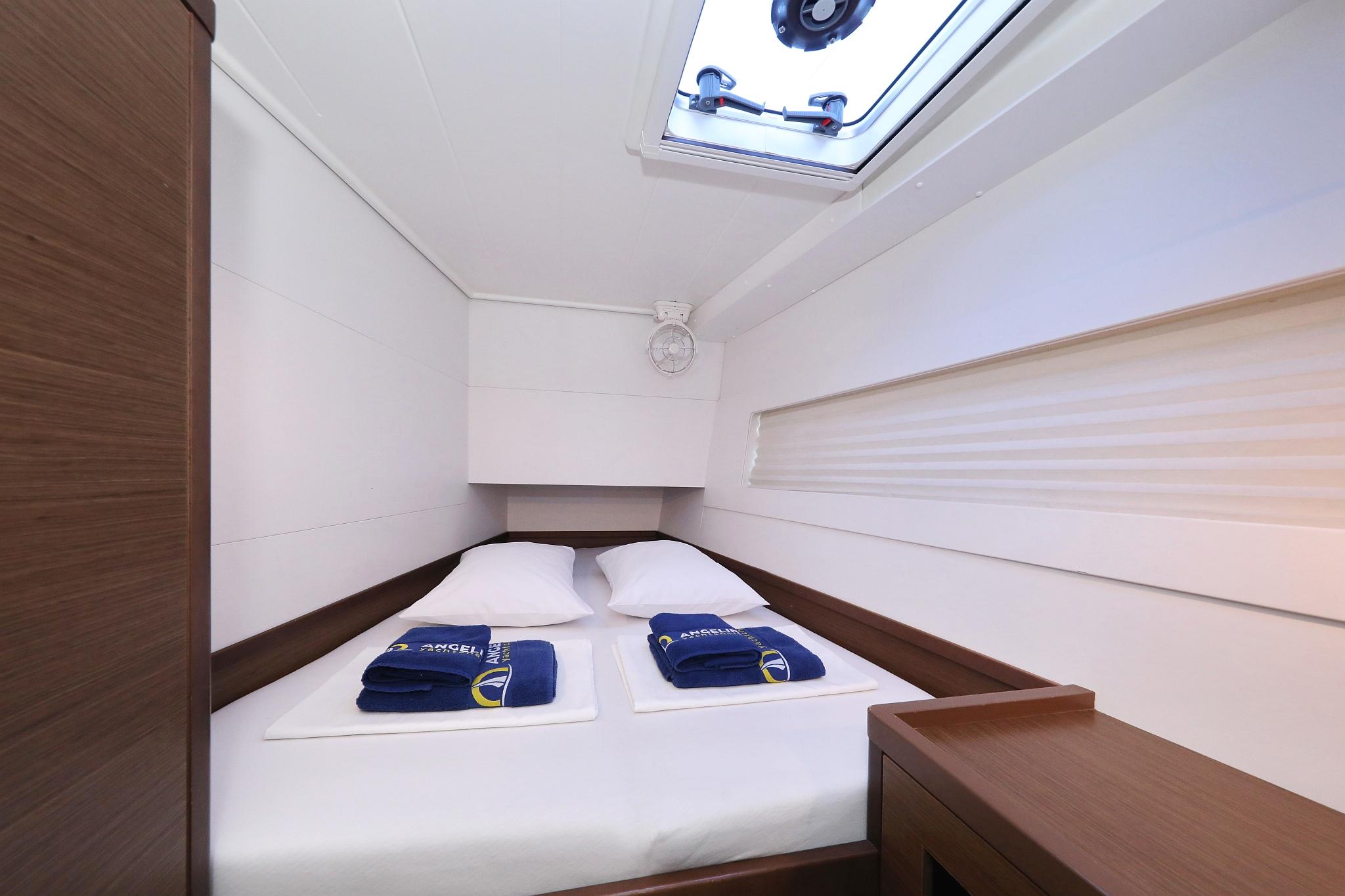 Lagoon 40 - 4 + 2 cab, picture 32