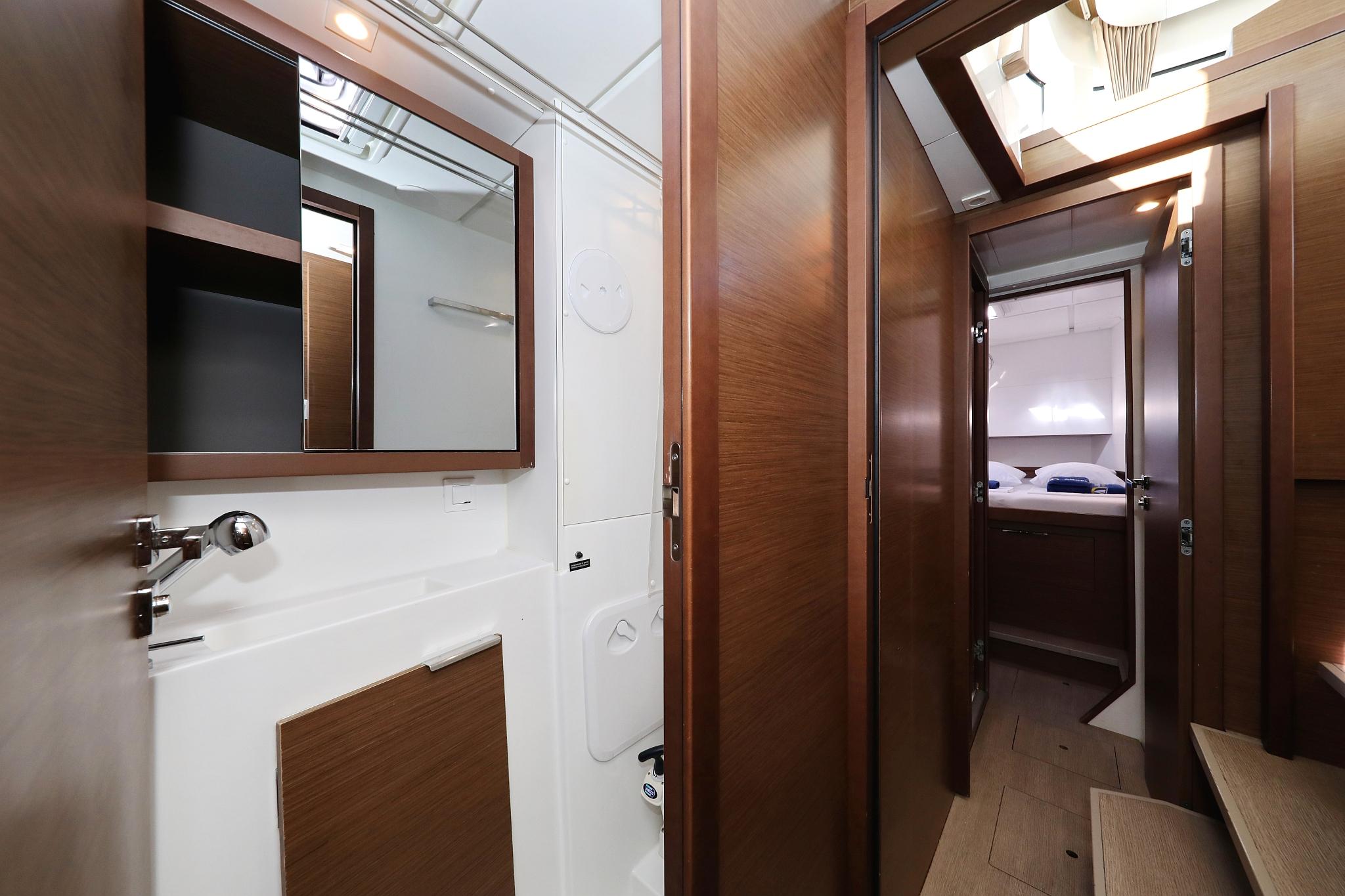 Lagoon 40 - 4 + 2 cab, picture 33