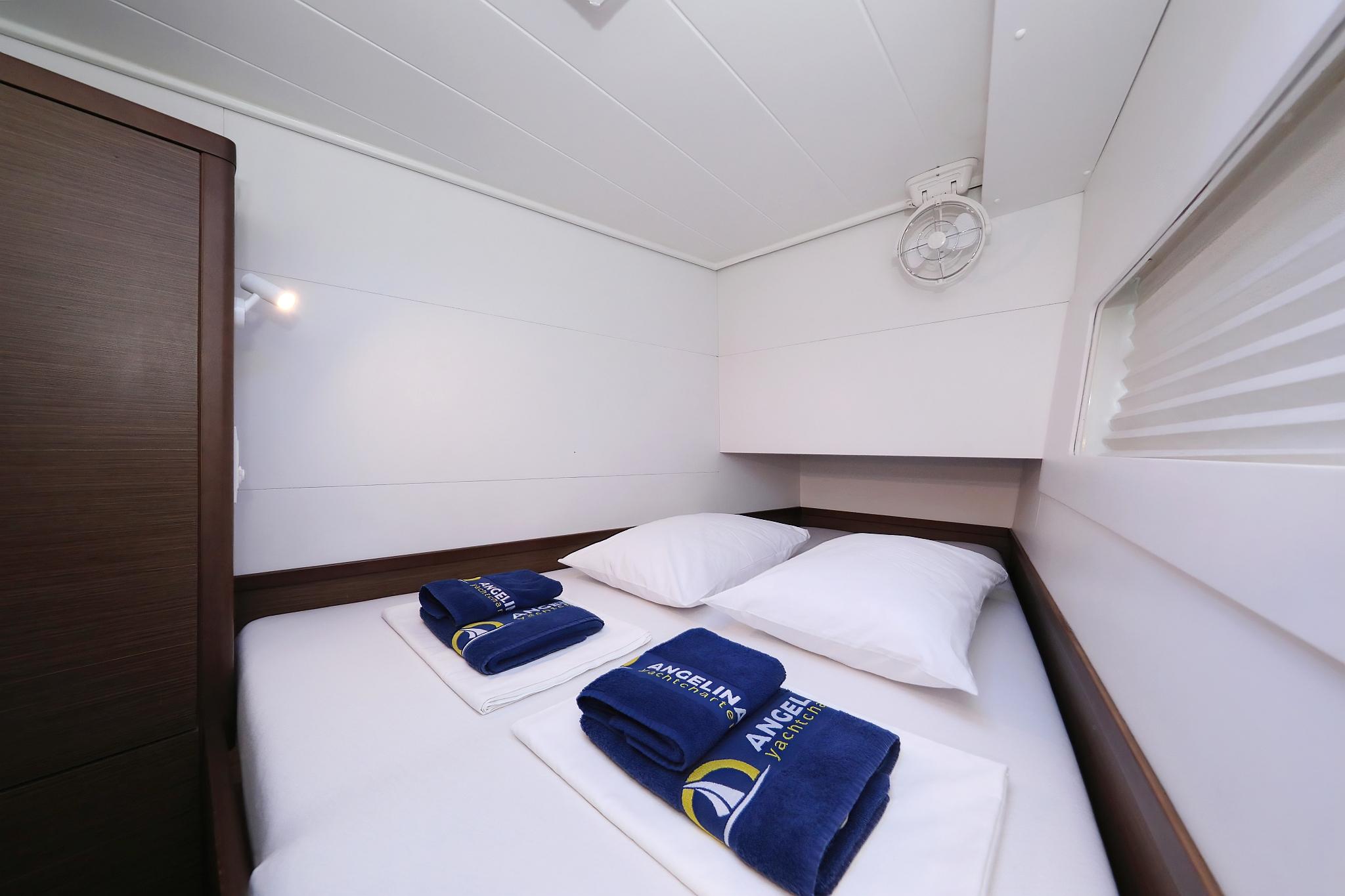 Lagoon 40 - 4 + 2 cab, picture 31