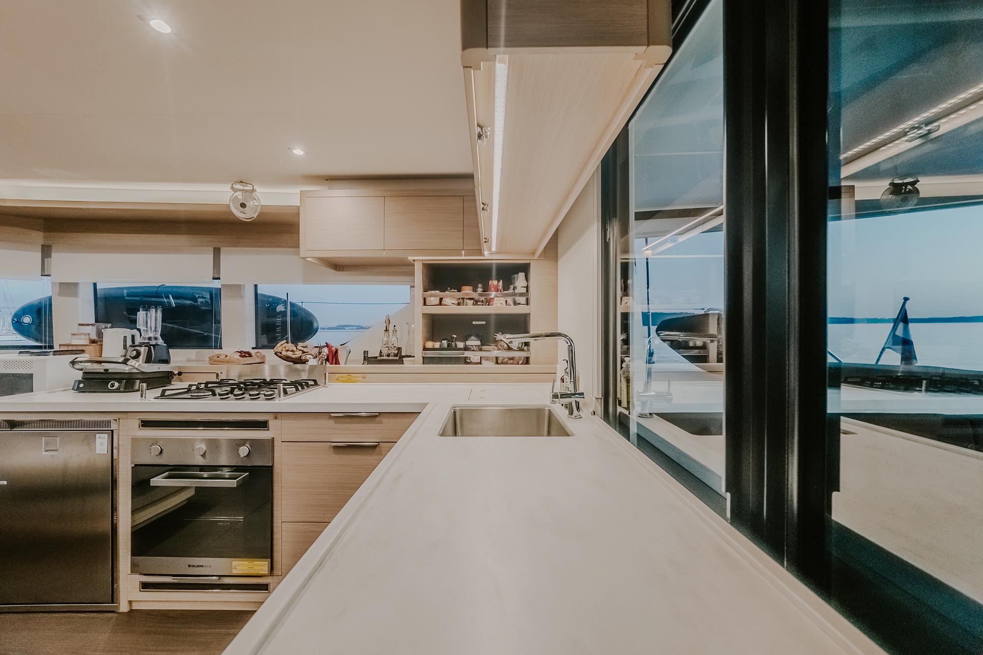 Lagoon 55 - 5 + 2 cab., picture 16