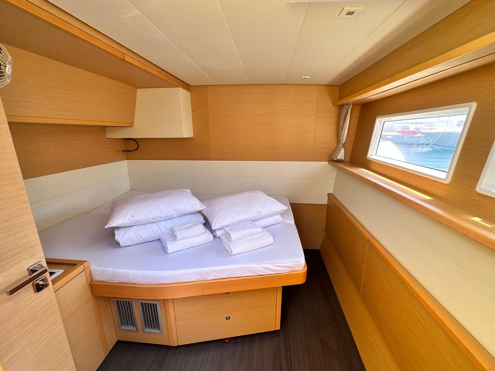 Lagoon 52 F - 6 + 2 cab., picture 15