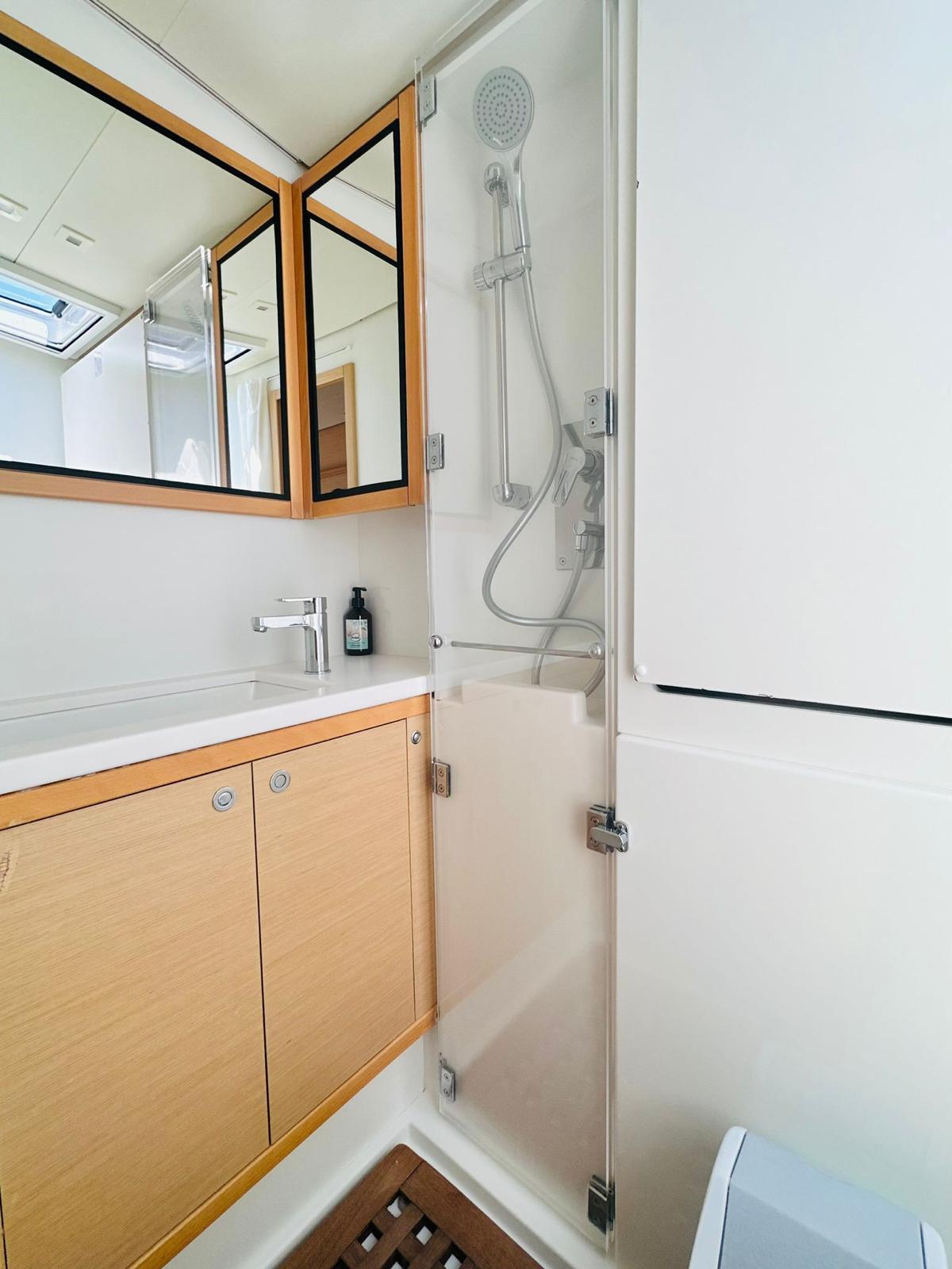 Lagoon 52 F - 6 + 2 cab., picture 23