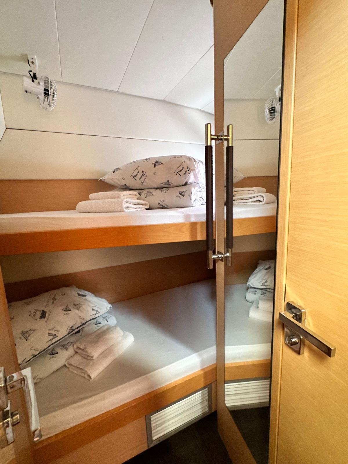 Lagoon 52 F - 6 + 2 cab., picture 22