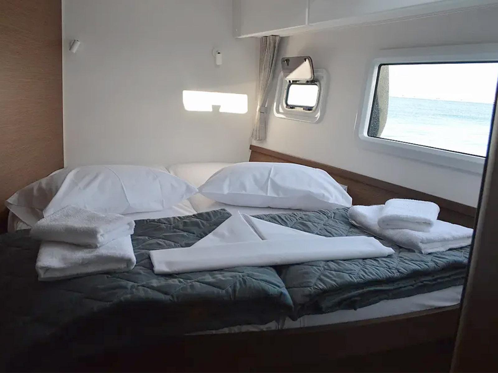 Lagoon 42 - 4 + 1 cab., picture 12