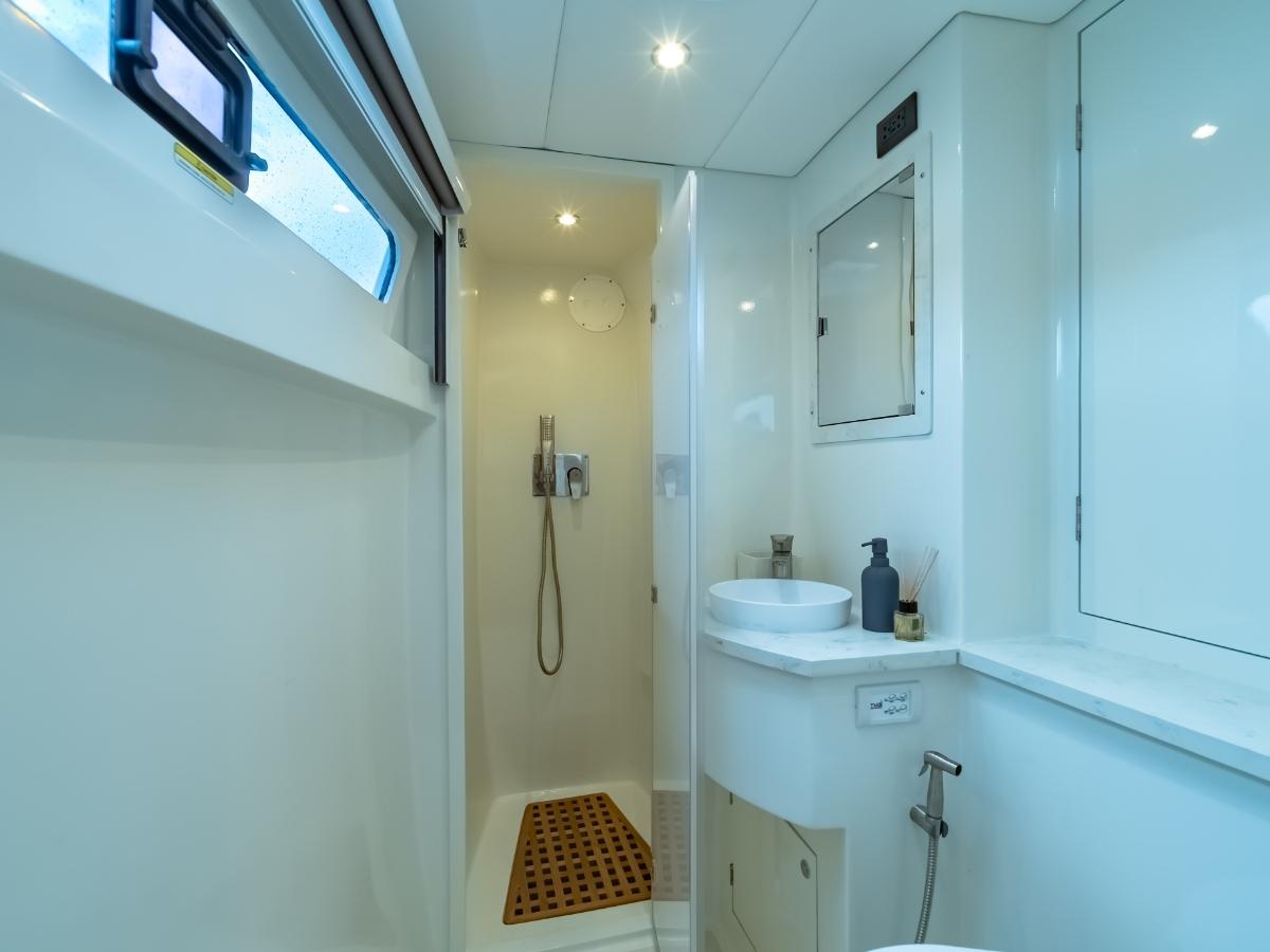 Island Spirit 525E, picture 37