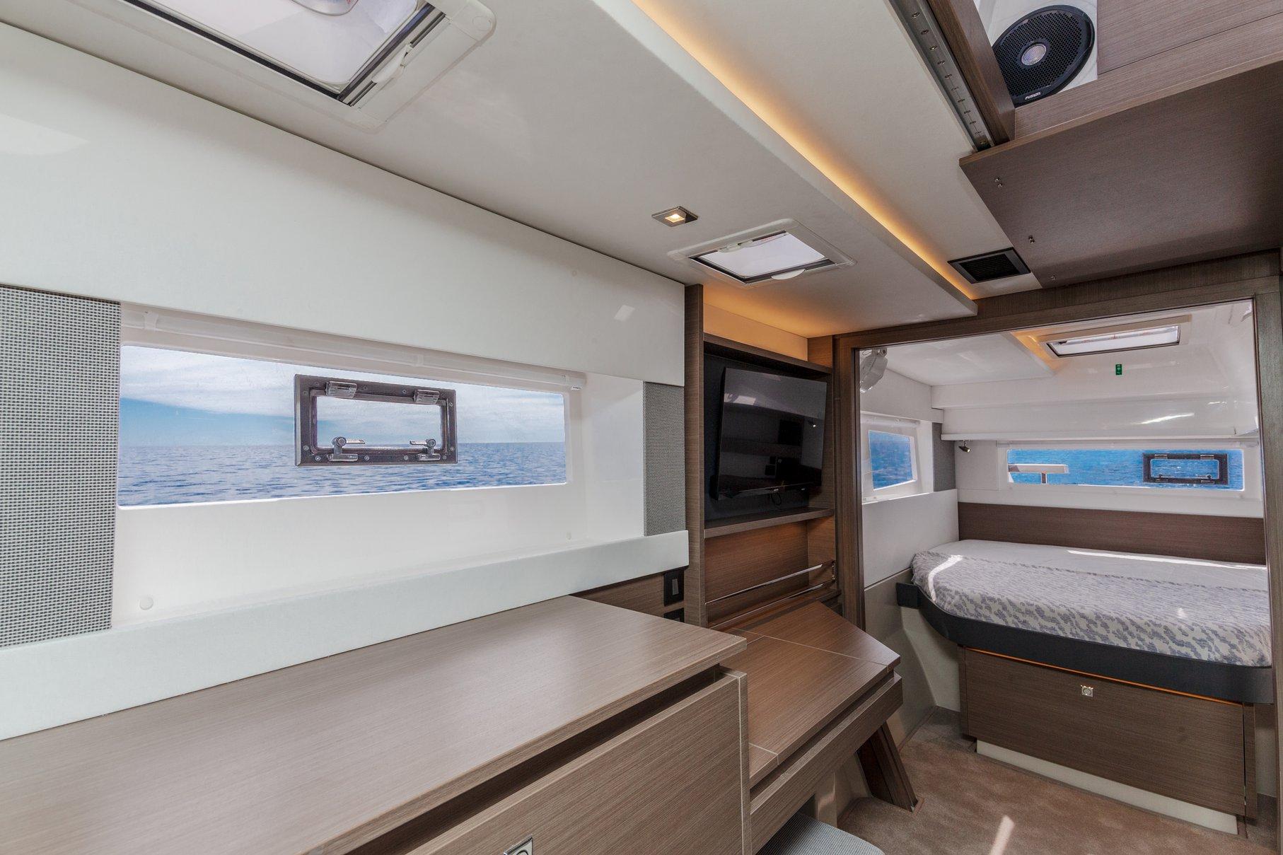 Leopard 42 - 3 cab., picture 21