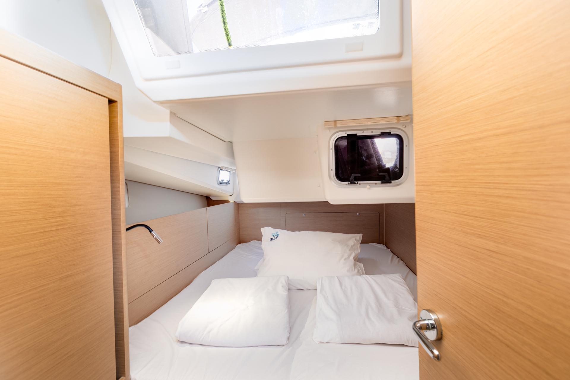 Sun Odyssey 440 - 3 cab., picture 11