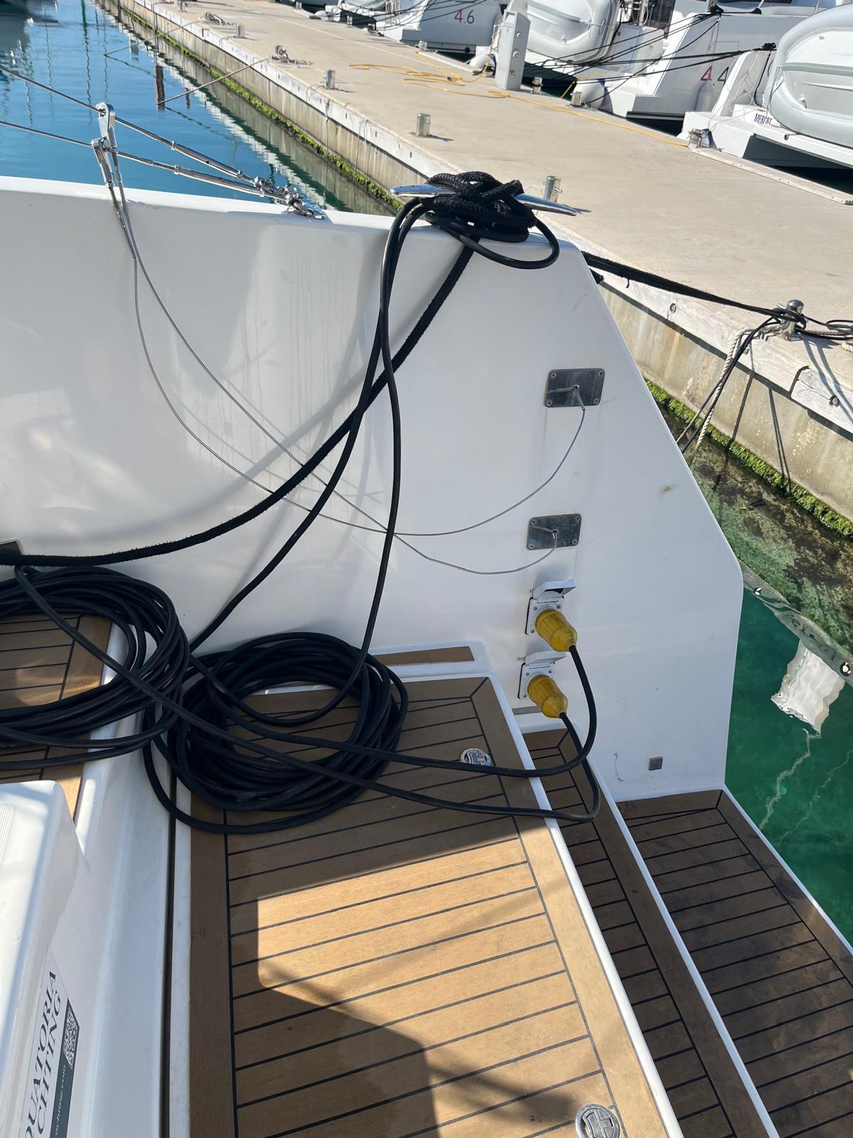 Dufour 48 Catamaran - 5 + 1 cab., picture 14