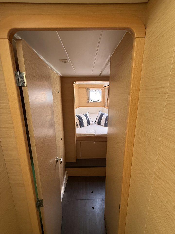 Lagoon 39 - 4 + 2 cab., picture 17