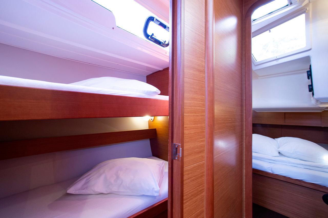 Dufour 430 GL, picture 18