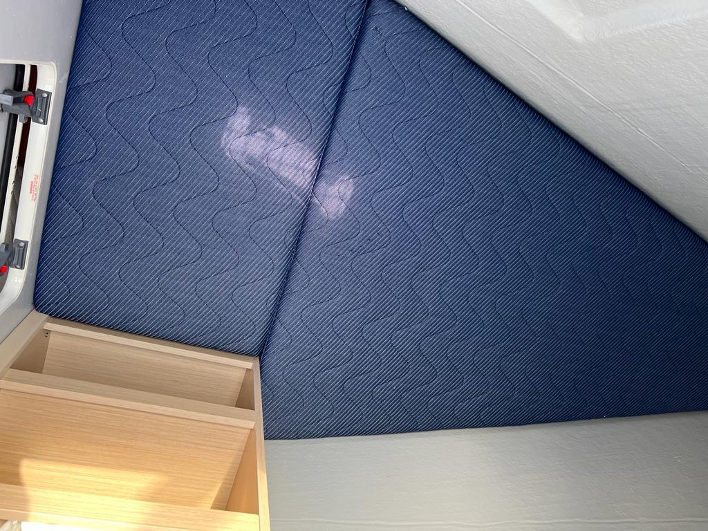 Lagoon 42 - 4 + 2 cab., picture 16