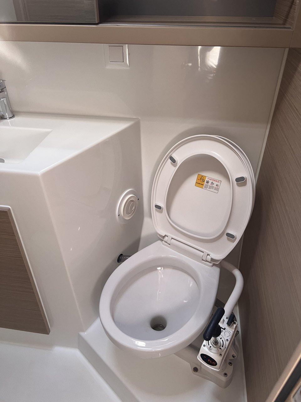 Lagoon 42 - 4 + 2 cab., picture 18