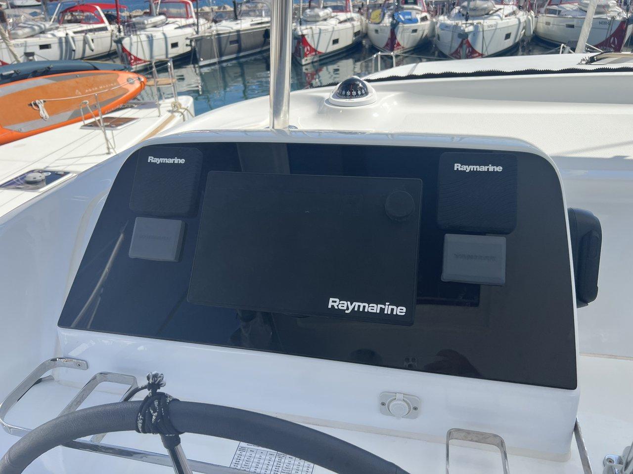 Lagoon 42 - 4 + 2 cab., picture 9