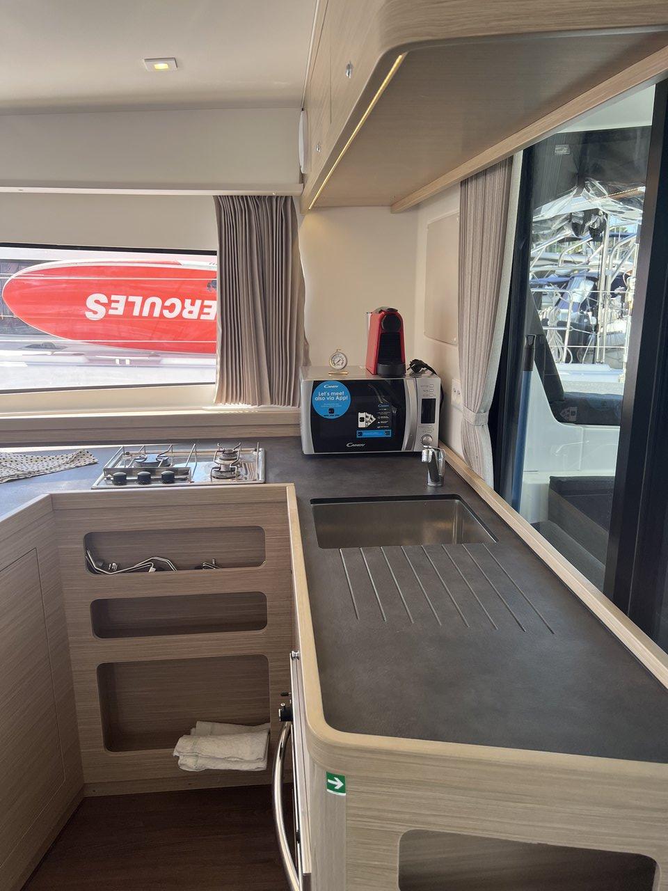 Lagoon 42 - 4 + 2 cab., picture 14