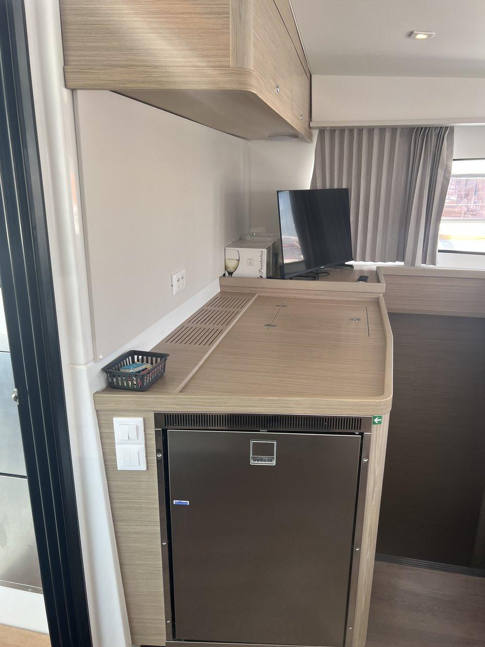 Lagoon 42 - 4 + 2 cab., picture 13