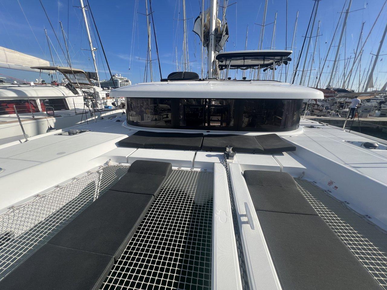 Lagoon 42 - 4 + 2 cab., picture 4