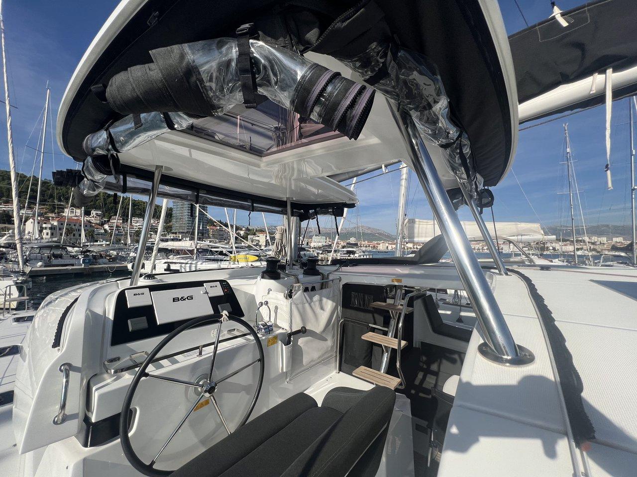 Lagoon 42 - 4 + 2 cab., picture 7