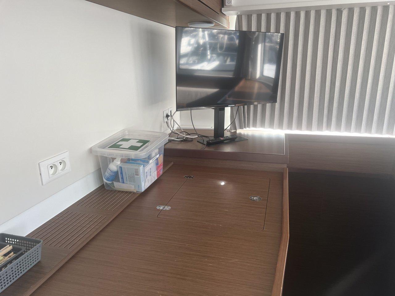 Lagoon 42 - 4 + 2 cab., picture 12