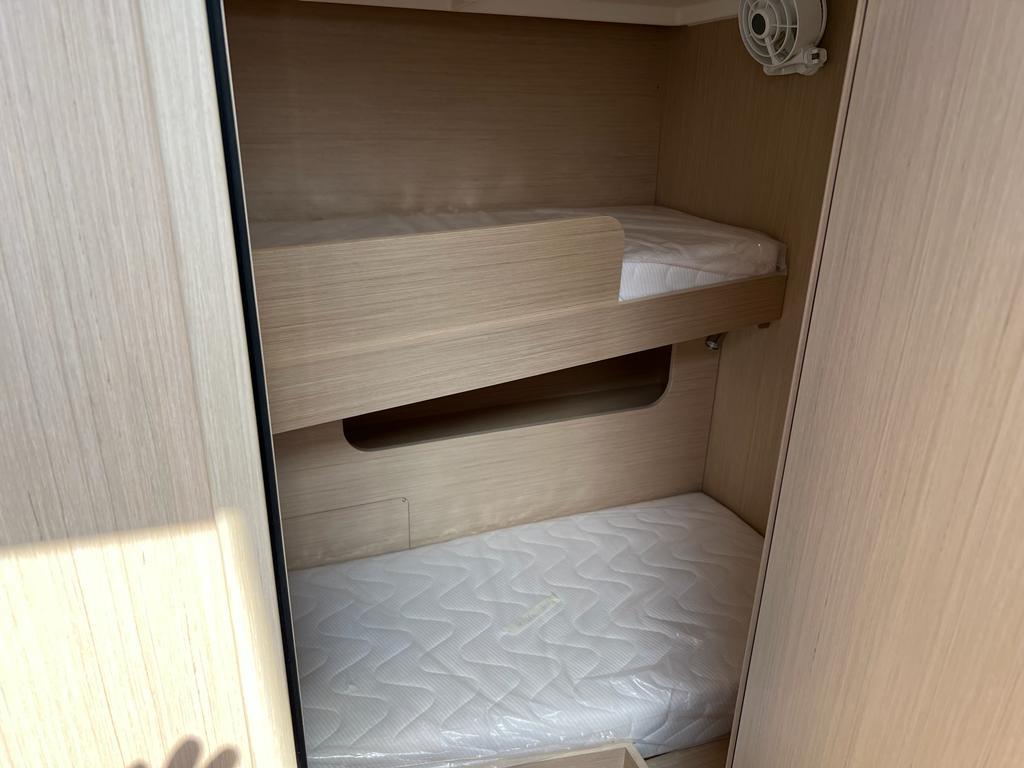 Oceanis 51.1 - 5 + 1 cab., picture 17