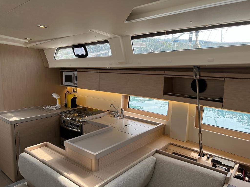 Oceanis 51.1 - 5 + 1 cab., picture 9