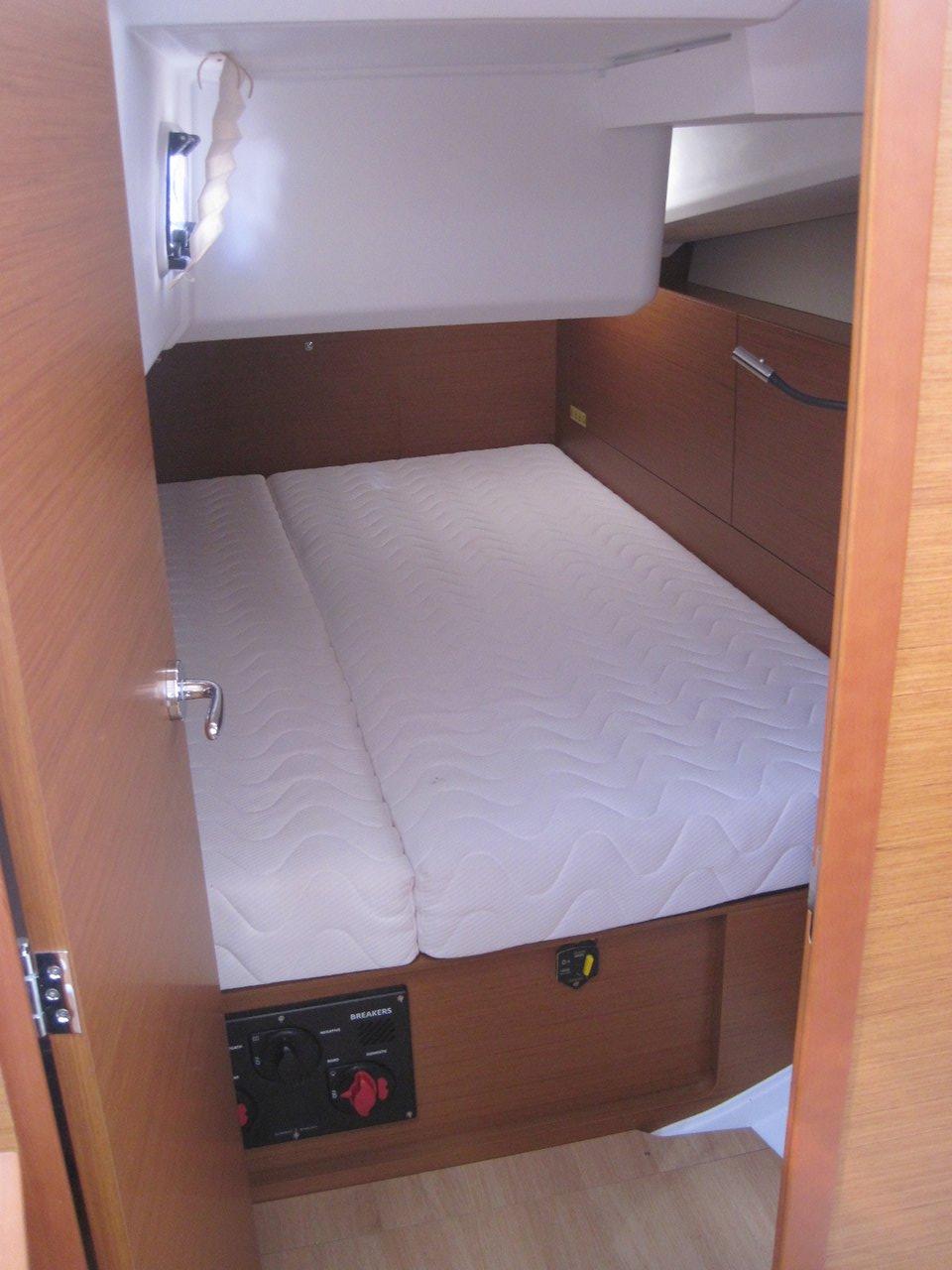 Sun Odyssey 440 - 4 cab., picture 20