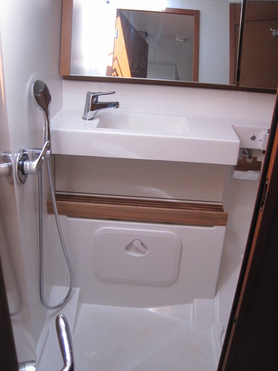 Sun Odyssey 440 - 4 cab., picture 29