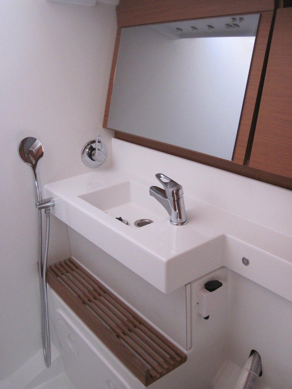 Sun Odyssey 440 - 4 cab., picture 28