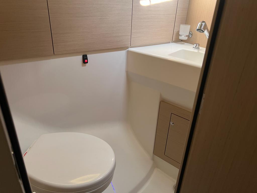 Oceanis 40.1, picture 27