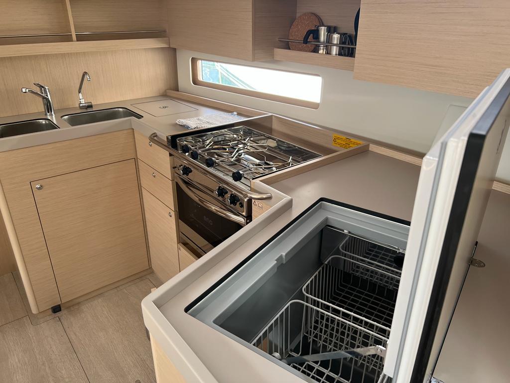 Oceanis 40.1, picture 18