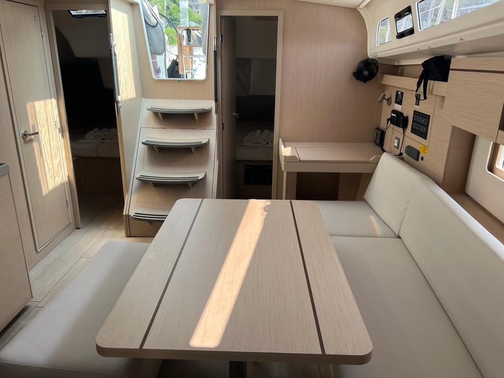 Oceanis 40.1, picture 14