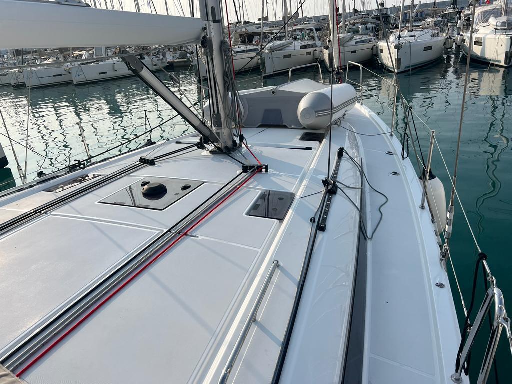 Oceanis 40.1, picture 8