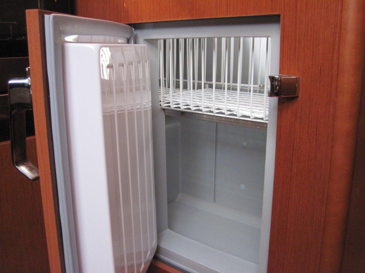 Oceanis 41.1, picture 28